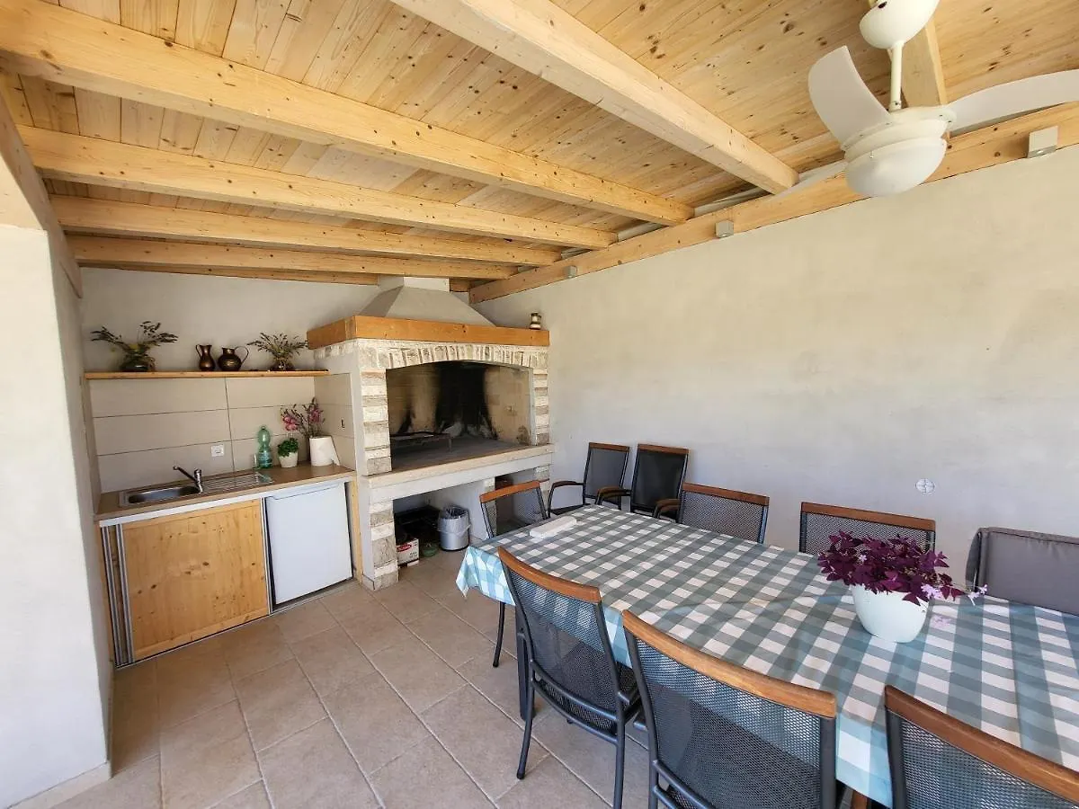 Apartments Melisa Pula Croatia